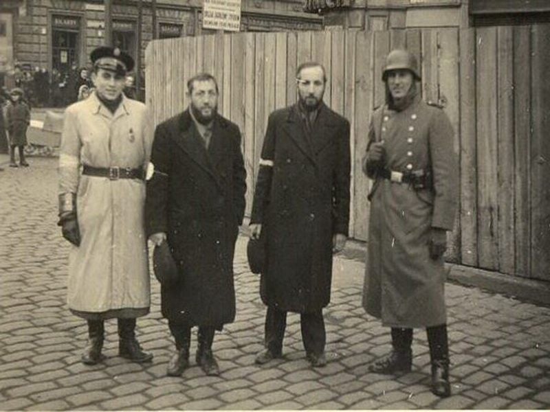 Jewish Prisoners