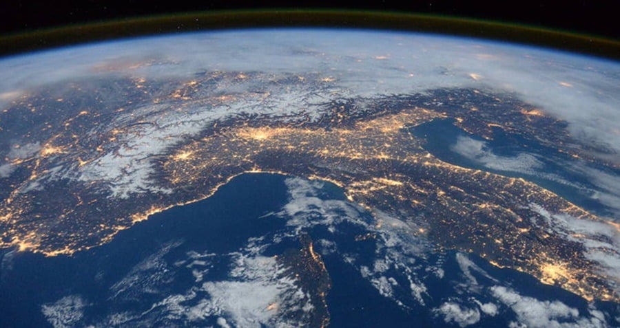 Pictures Of Earth From Space 21 Of The Most Astounding Photos