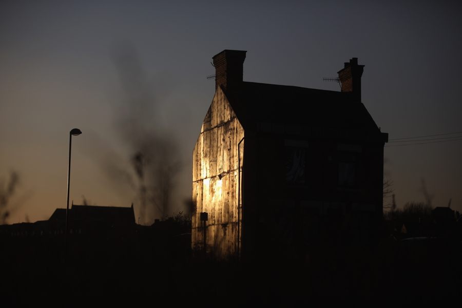 37 Haunting Photos Of Abandoned Places Across The UK