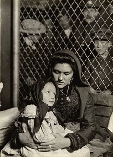 Mother And Child — Italian