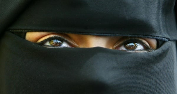 ISIS Bans Burka After Veiled Women Attack, Kill Jihadists