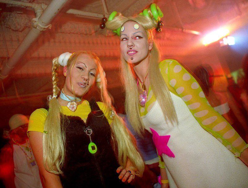 90's Rave - Rave outfit inspo for the 90's rave