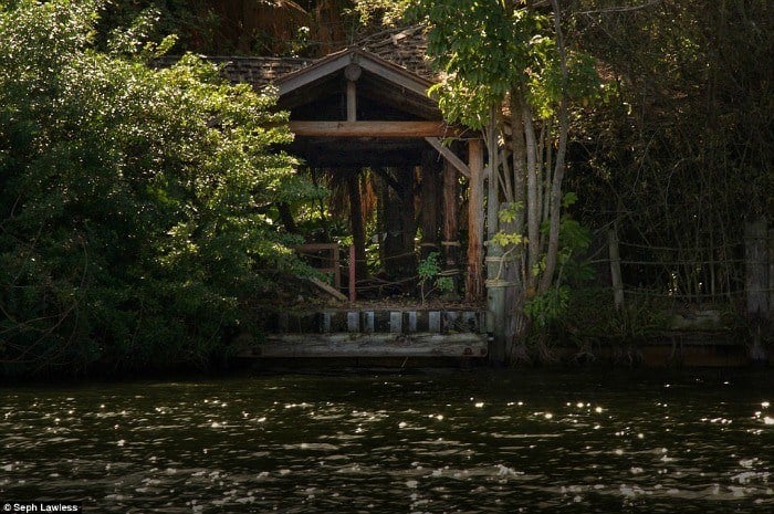 Abandoned Disney 29 Photos Of River Country And Discovery Island