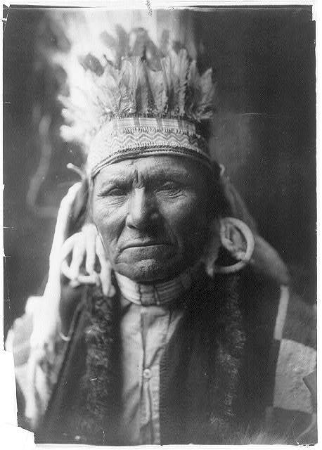 44 Native American Pictures Taken By Edward Curtis In The Early 1900s