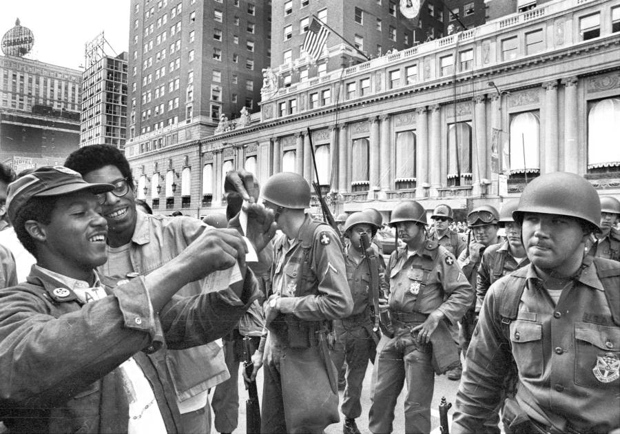 1968 Photos: 44 Intense Images Of America's Most Volatile Year