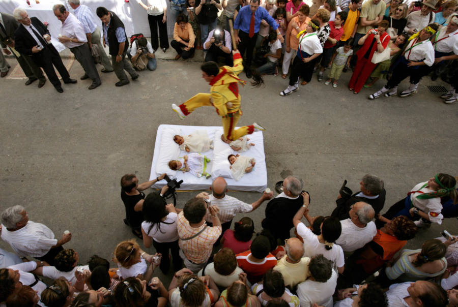El Colacho Baby Jumping