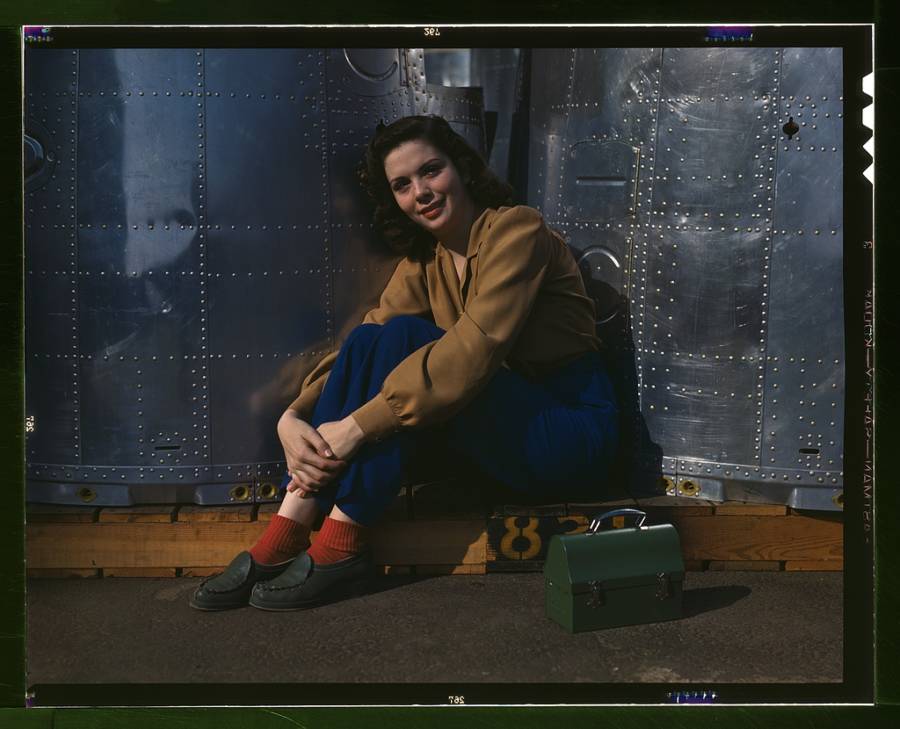 real-life-rosie-the-riveters-world-war-ii-factory-women