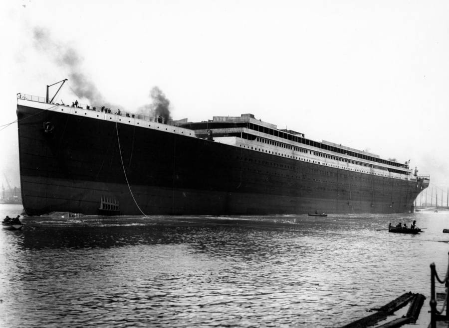 33 Rare Titanic Photos From Before And After Its Renowned Sinking