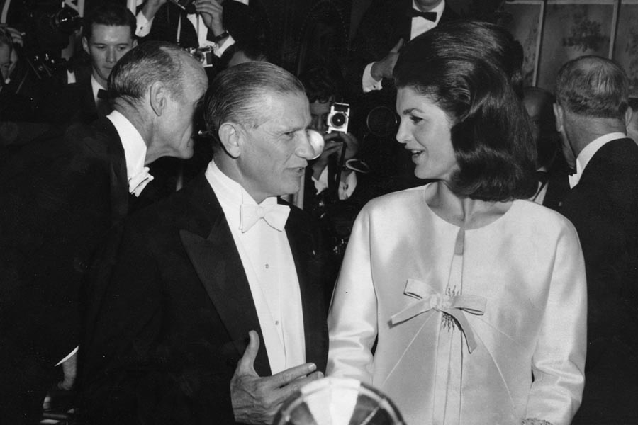 Jacqueline Kennedy: Her Iconic Grace And Resilience In 25 Photos