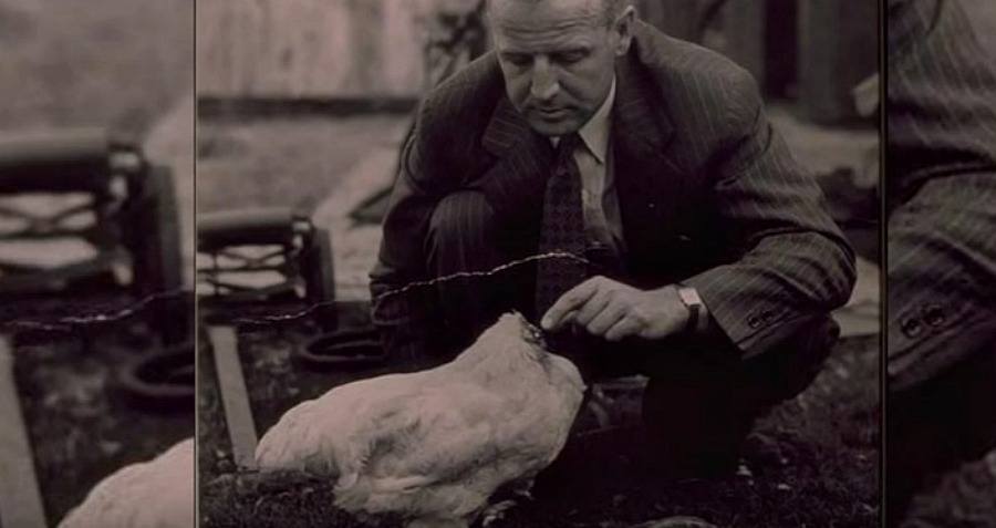 Lloyd Olson With Mike The Headless Chicken
