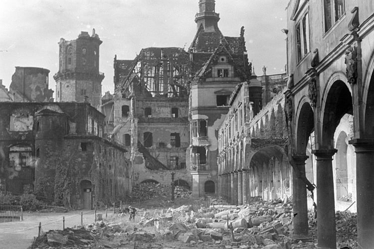 The Dresden Bombing, The WW2 Firestorm That Devastated Germany