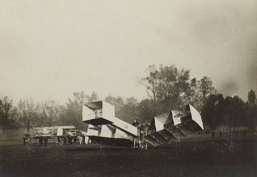 Dumont Flyer