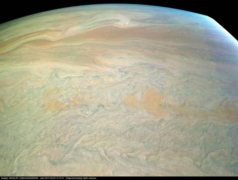 NASA's $1 Billion Probe Just Sent Back Incredible Photos of Jupiter ...