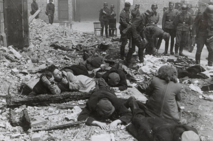 Warsaw Ghetto Uprising: 33 Harrowing Photographs