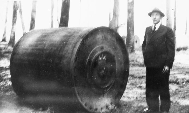 Bouncing Bomb Man