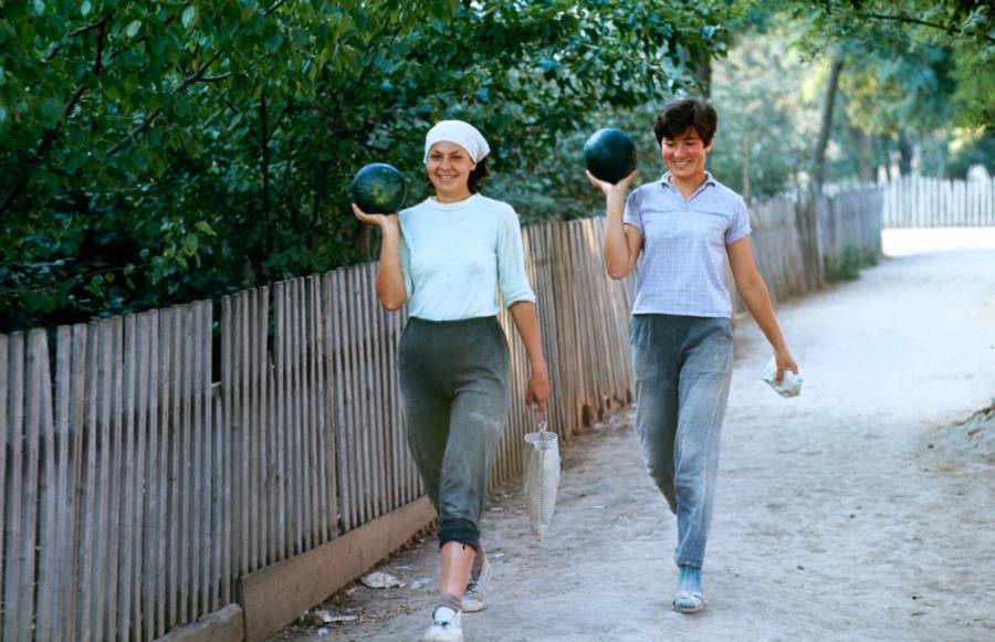 Bowling Soviet Walking