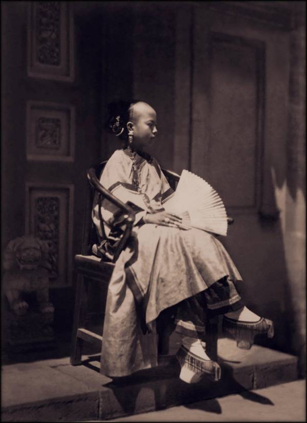 Manchu Girl Sitting