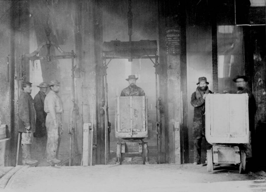Mine Workers In Shaft
