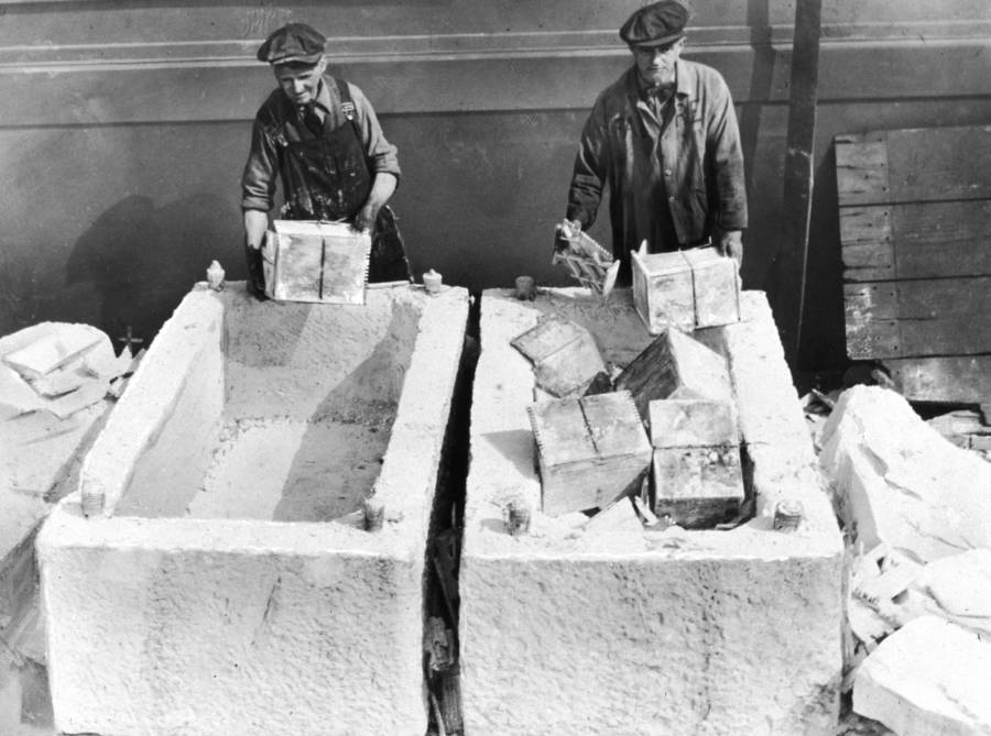 Uncovering Bottles