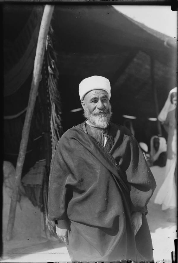 Old Jerusalem: 49 Photos Of Life In The Arab City Before Israel