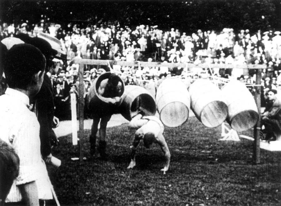 Barrel Jumping 1904 Olympics