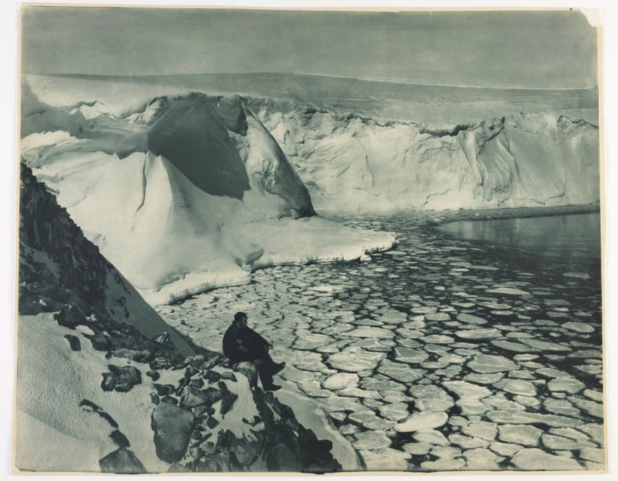 Antarctic Expeditions 33 Breathtaking Early 20th Century Images 2207