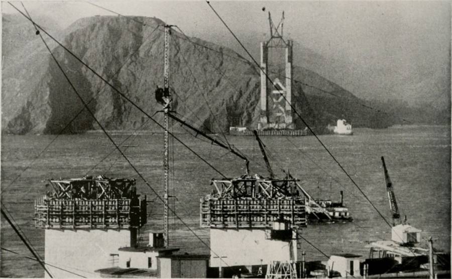 Golden Gate Bridge Construction