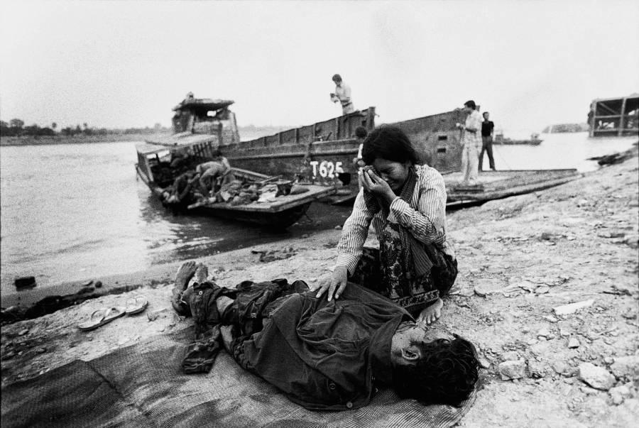 Cambodian Genocide 33 Haunting Photos From The Killing Fields