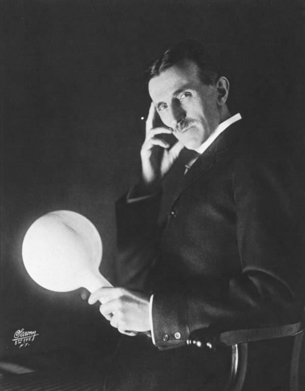 Underrated History: Nikola Tesla – The Legend