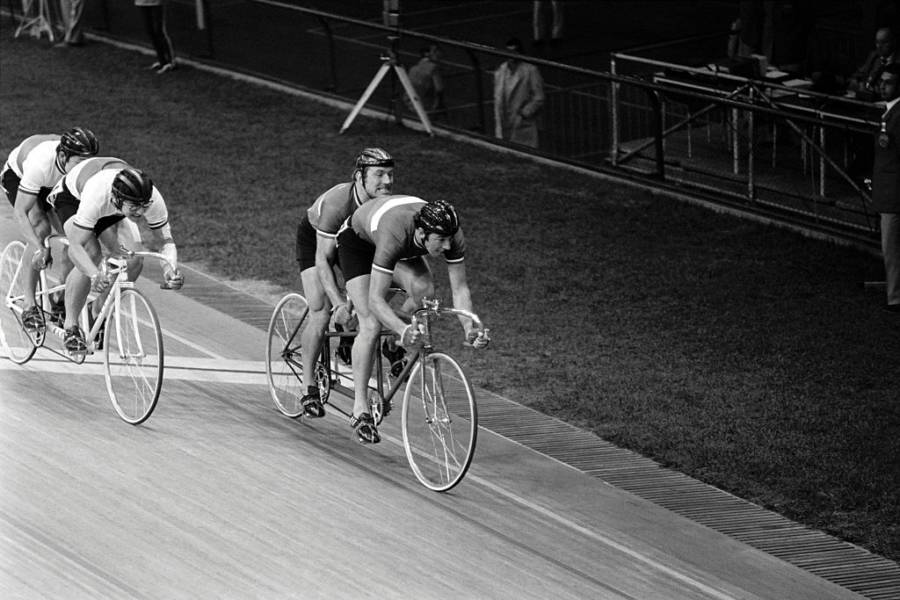 Tandem Cycling