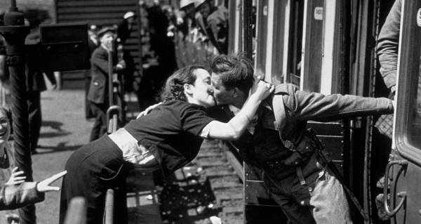 Dunkirk Evacuation Welcome Kiss