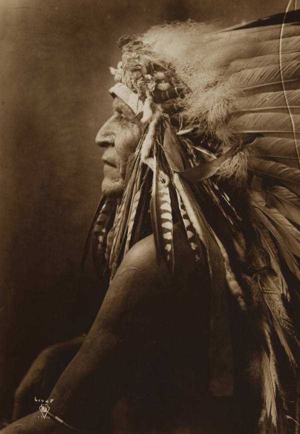 crow indians clothing men