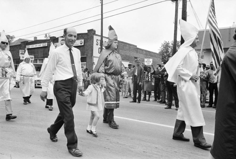 Disturbing Historical Photos Of Kids In The Ku Klux Klan