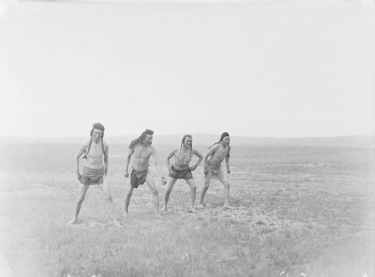 Crow Tribe 50 Historic Photos From The Dying Days Of The Wild West