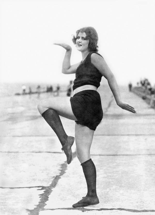 Flapper Fashion Of The Jazz Age: 32 Eye-Popping Photos