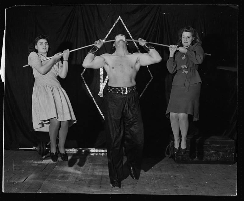 vintage circus photography