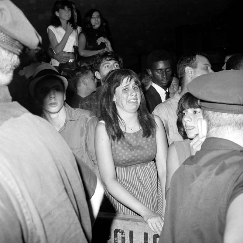 Beatlemania Crying Fan