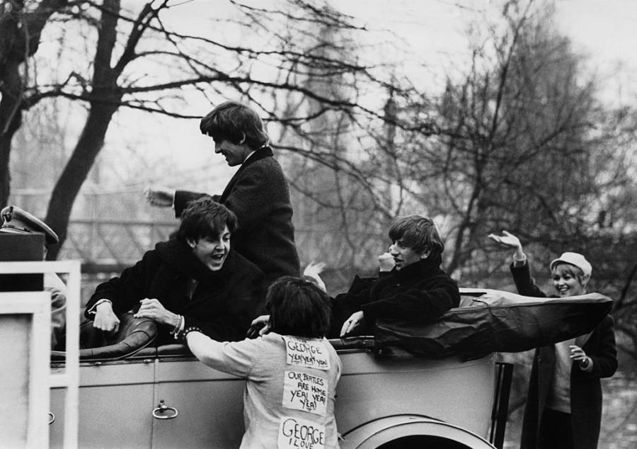 Beatlemania Fan Mobs Car
