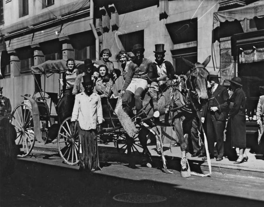 Blackface: Disturbing Photos From The Heyday Of The Minstrel Show