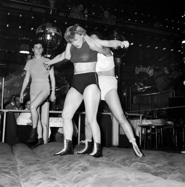 Women S Wrestling 24 Vintage Photos From The Wild Early Days