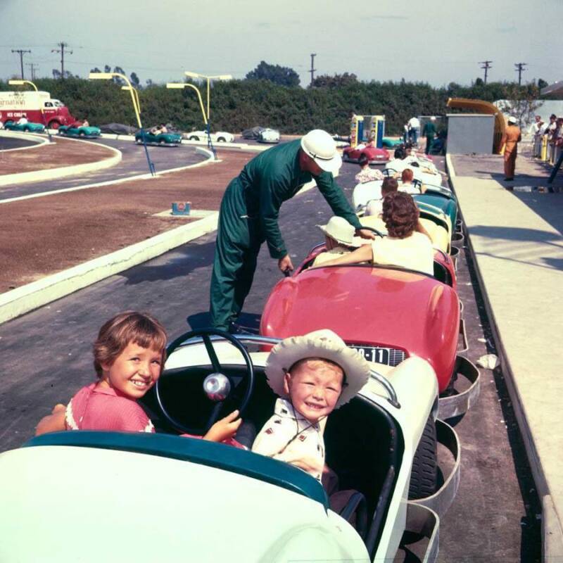bumper cars disneyland