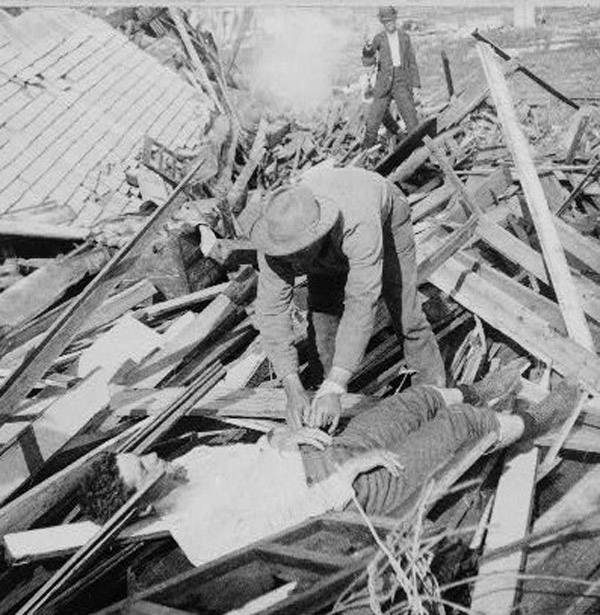 Looter After The Galveston Hurricane