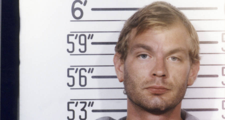 https://allthatsinteresting.com/wordpress/wp-content/uploads/2017/09/dahmer-mugshot-face.jpg