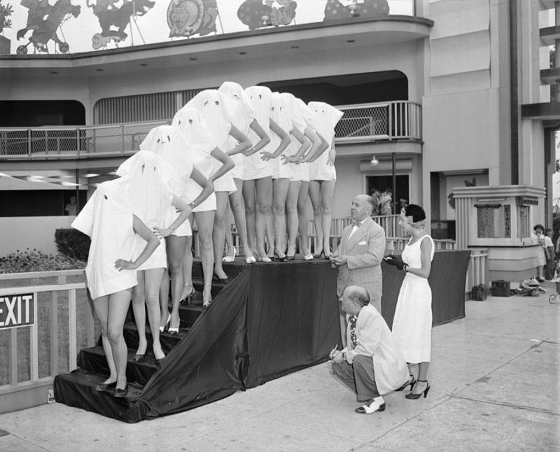 A perfect figure contest was held at Margate Lido today