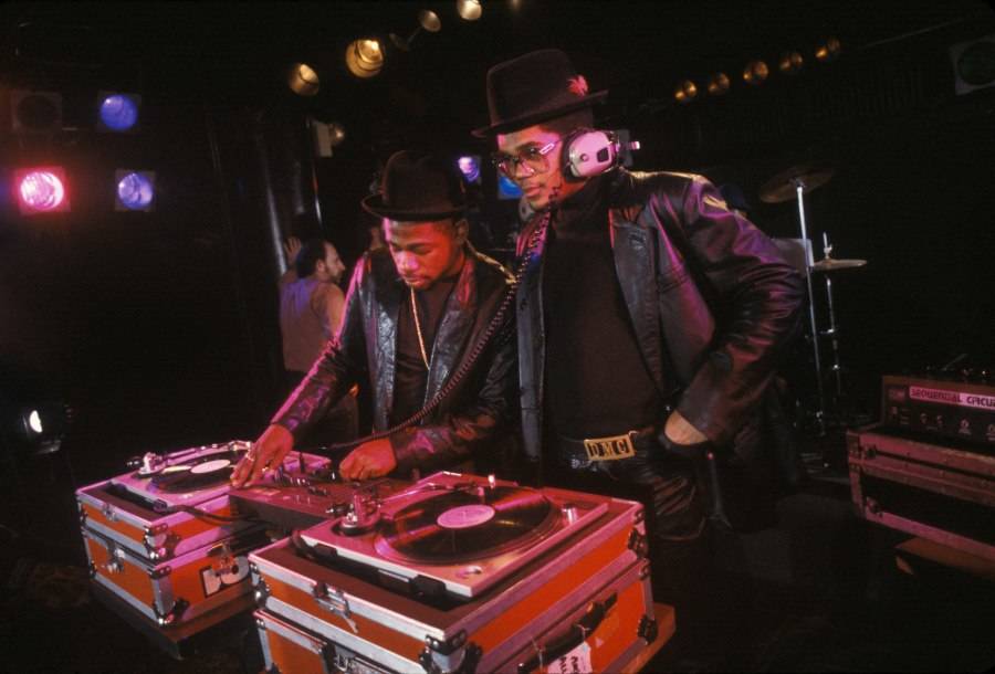 Hip-Hop Origins: 27 Vivid Images From 1970s And 1980s New York
