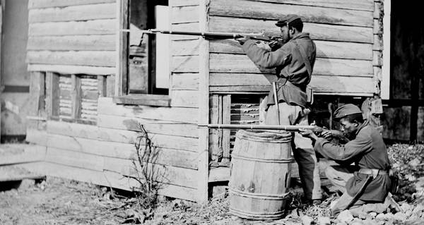 Union Soldiers Rifles