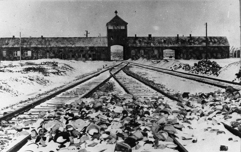 Entrance To Auschwitz