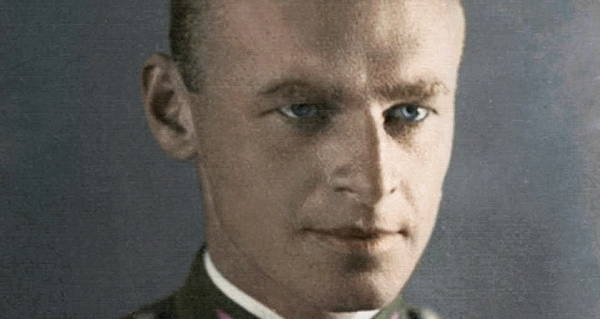 Witold Pilecki: The Polish Spy Who Voluntarily Entered ...