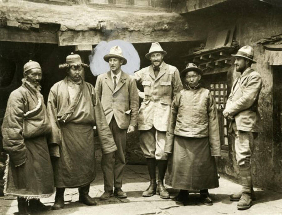 1920s Expedition With Sherpas