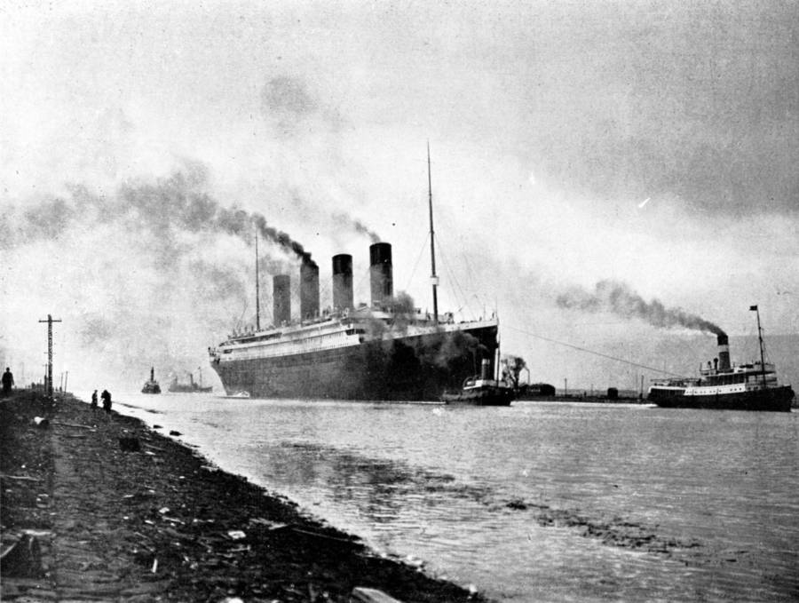 TITANIC DEPARTING THE LAST PICTURE OF THE TITANIC PHOTO REPRINT A4 260GSM 